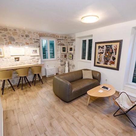 Apartmani Art Karampana Kotor Kültér fotó