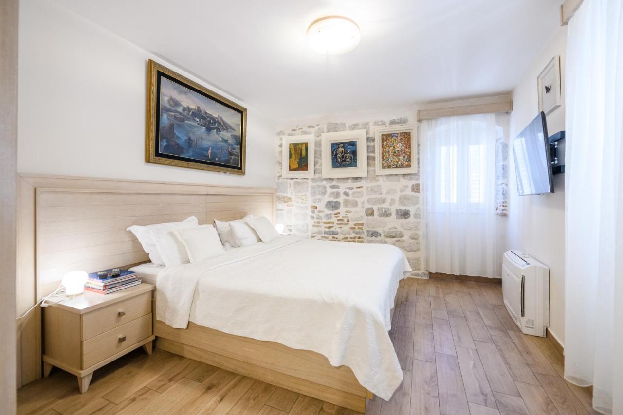 Apartmani Art Karampana Kotor Kültér fotó