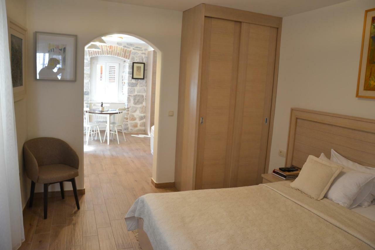 Apartmani Art Karampana Kotor Kültér fotó